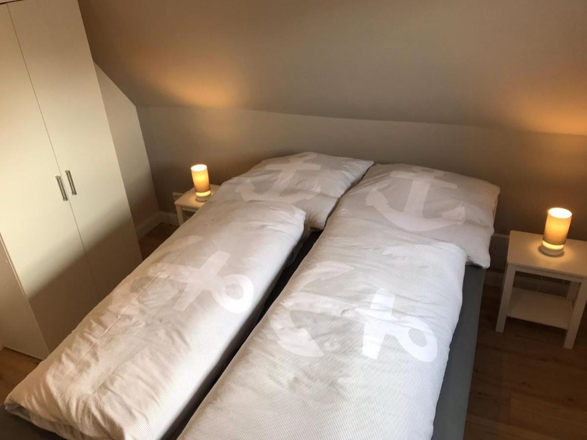 Ferienwohnung „Opa'S Tohuus“Mit Fahrraedern, Husum Husum  Buitenkant foto