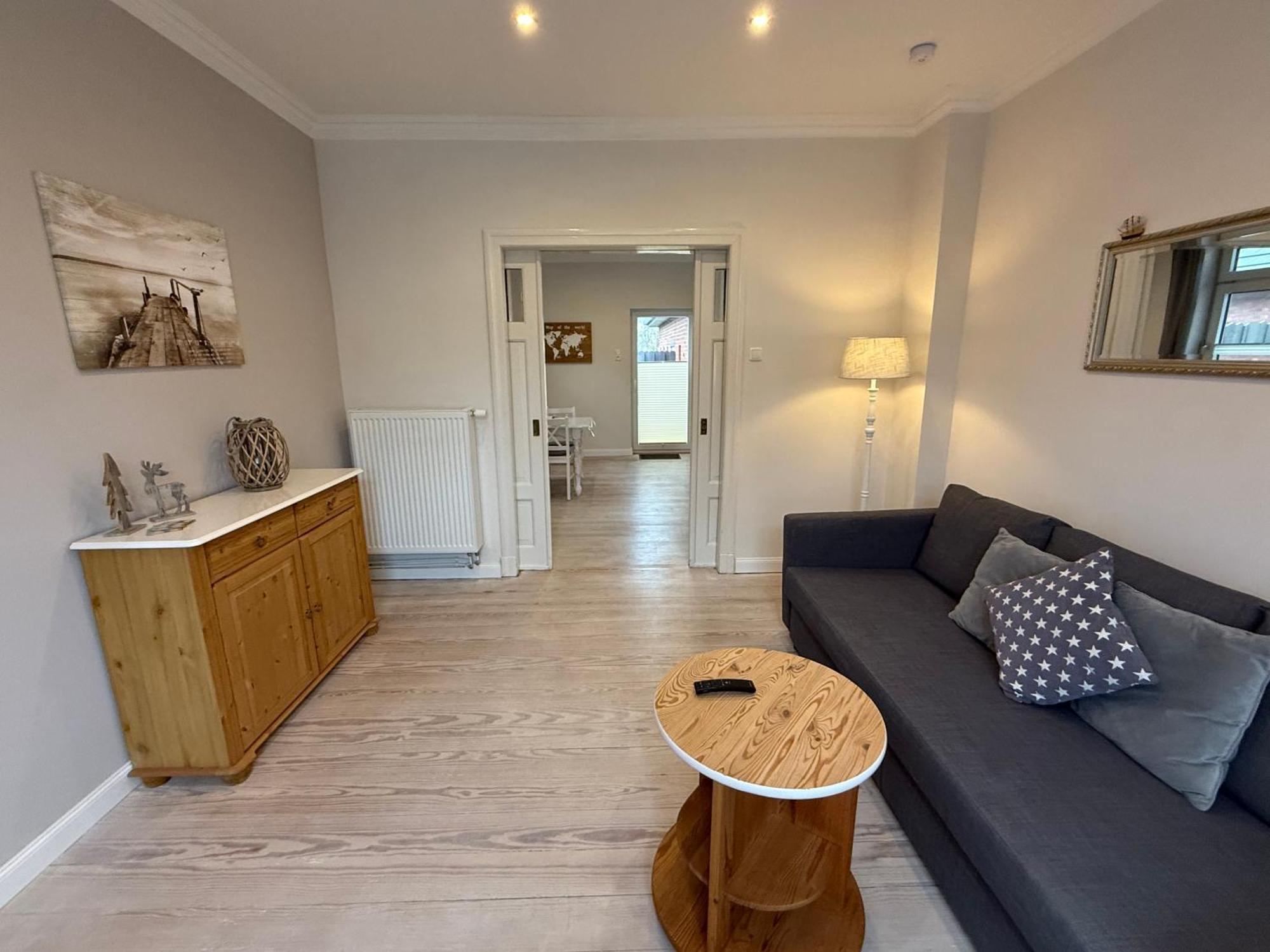 Ferienwohnung „Opa'S Tohuus“Mit Fahrraedern, Husum Husum  Buitenkant foto